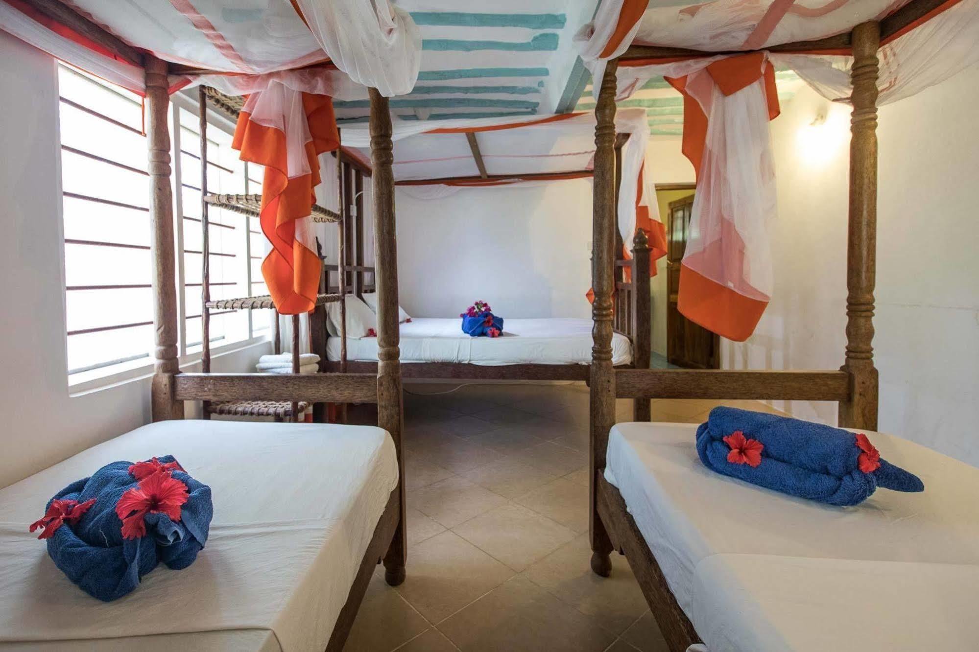 Ndame Hotell